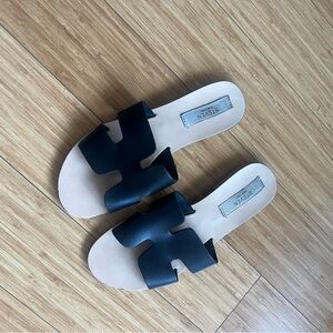 Steve Madden Black and Tan Sandals